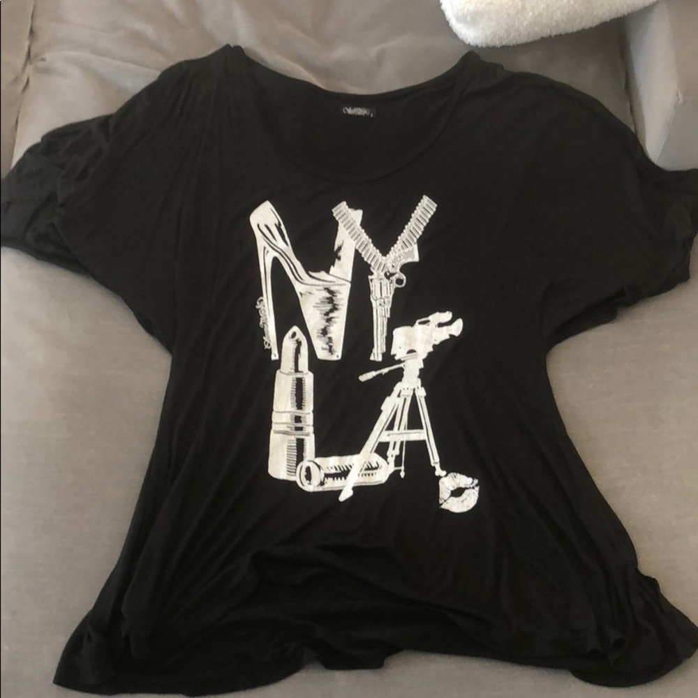 Lauren moshi size large t-shirt